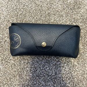 aviator style ray bands